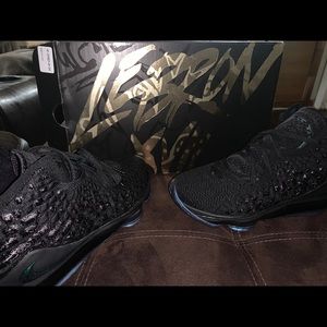 Lebron 17 “Global Currency”